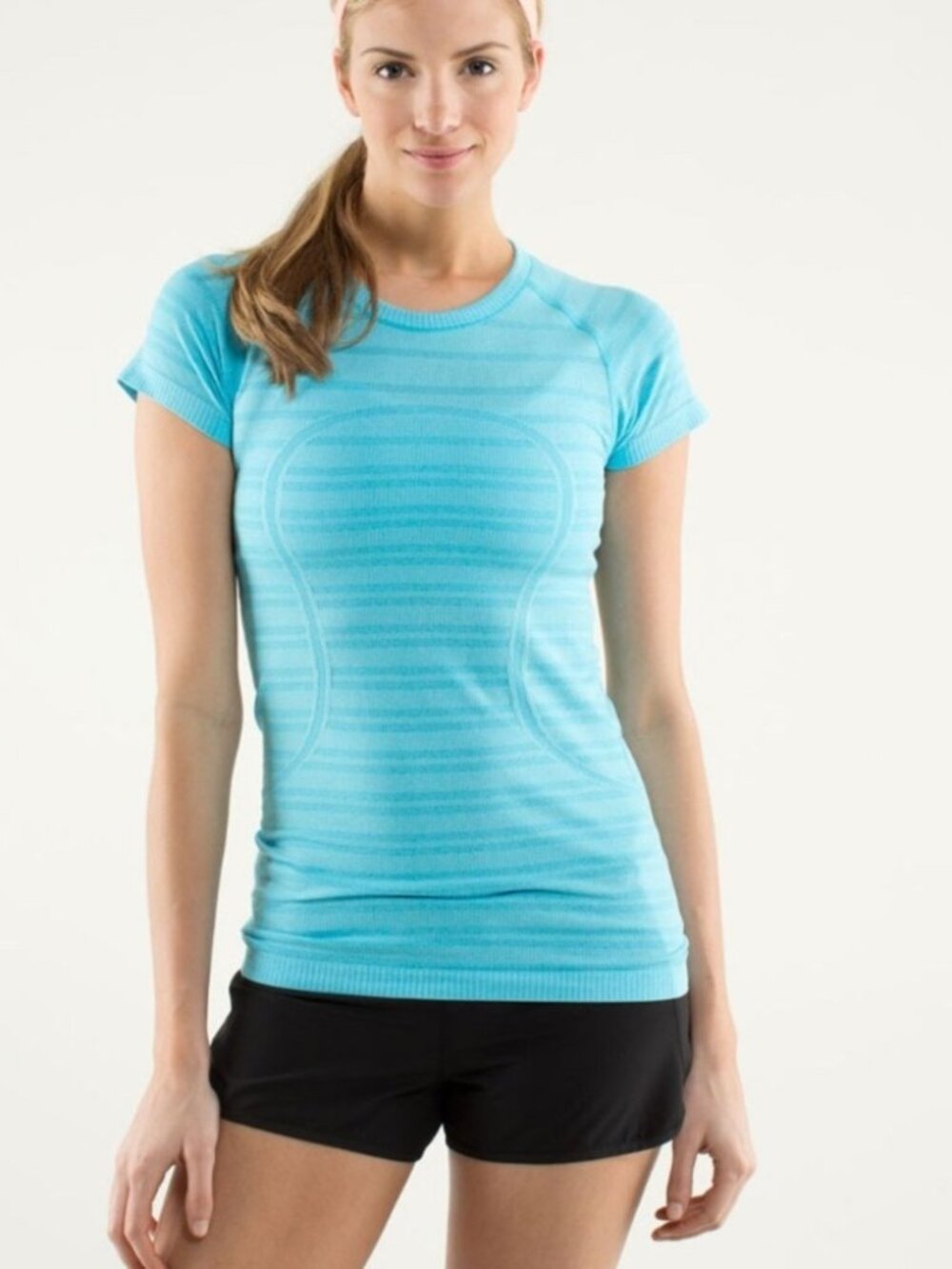 Lululemon Run: Swiftly Tech Short Sleeve size 4